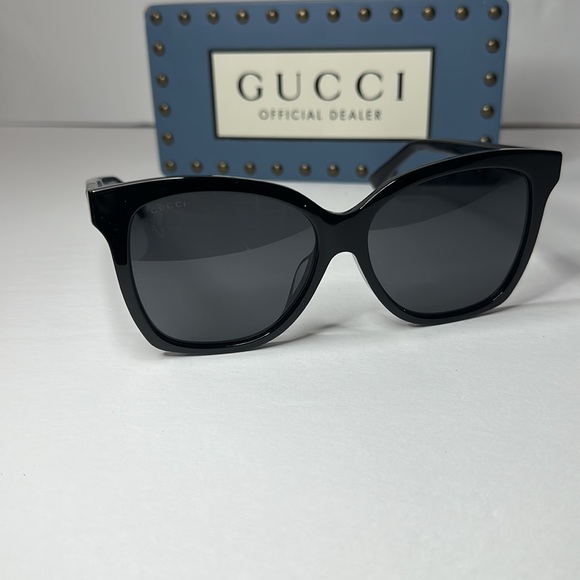 GUCCI Grey Gradient Butterfly Ladies Sunglasses GG0459S 001 54 - Picture 6 of 16